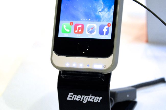 勁量(Energizer)加入充電保護殼行列 救命手機也將推出第二代