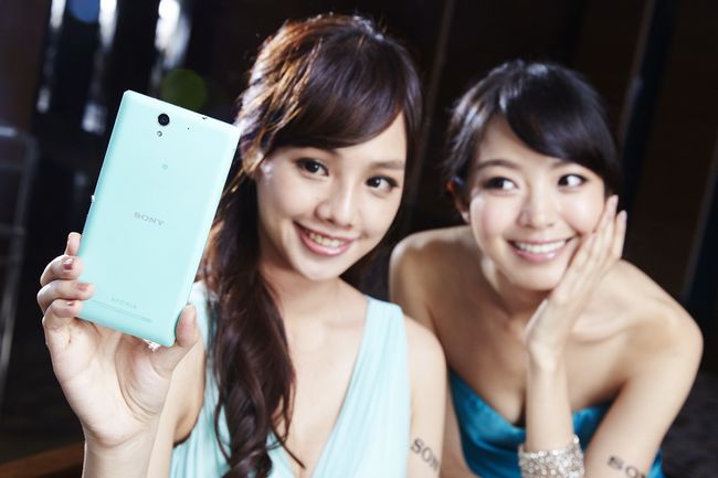 Sony推出4G全頻終極自拍神器Xperia C3時尚登台