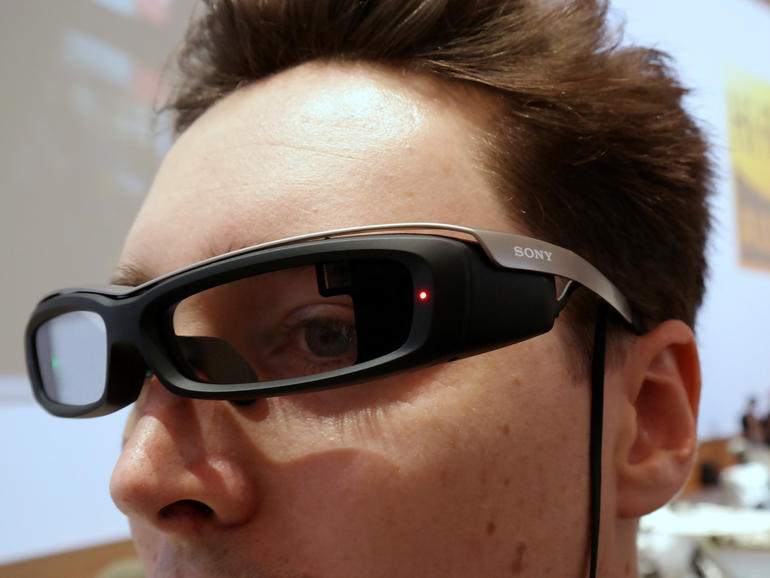 Sony 智慧型眼鏡 Smart EyeGlass 亮相，直接挑戰 Google！