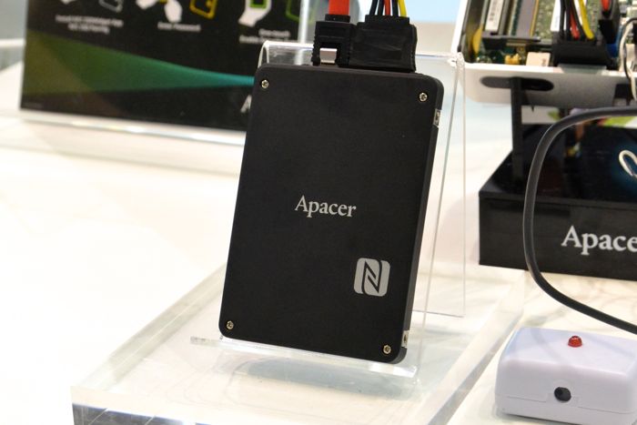 SSD加上NFC能做些什麼?! 讓Apacer在Computex中告訴你!