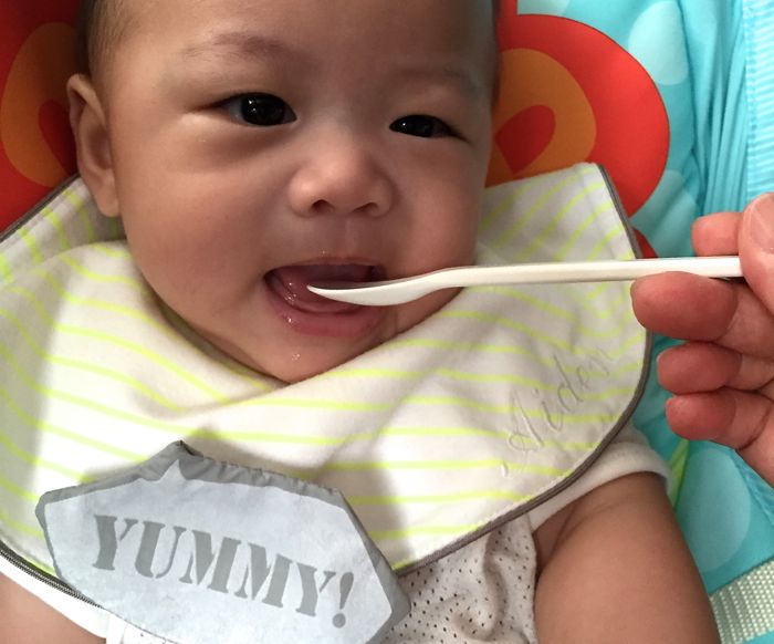 寶寶副食品之路第一步: 就從清純又簡單的米湯開始吧！