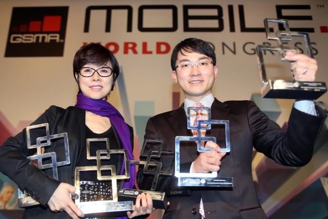 三星榮獲 2013 全球行動通訊大展 GSMA 大獎