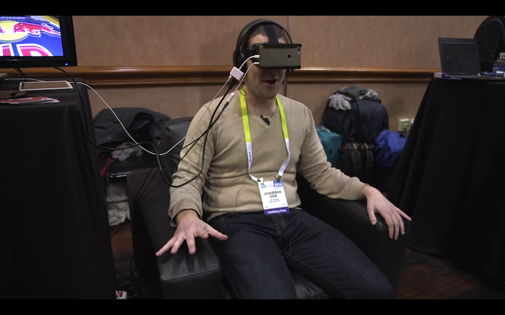 當 VR 虛擬實境遇上 4D 情境椅 會帶給使用者什麼樣的火花呢？