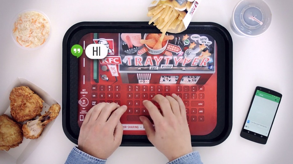 KFC 肯德基超薄鍵盤 Tray Typer 吃炸雞薯條不用滑手機也能上網