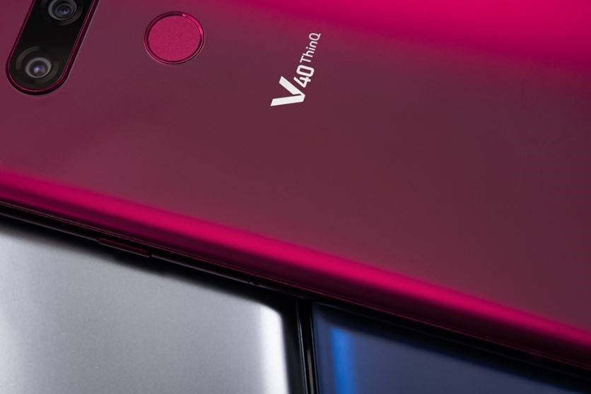 V40-Design-06.jpg