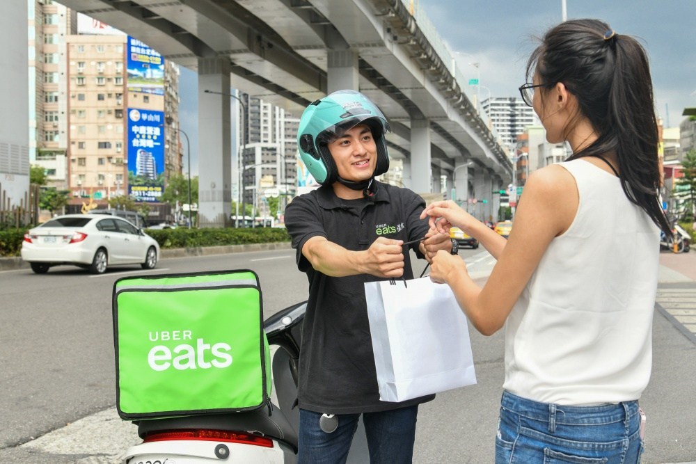 6b20d8331b5744c584de8215f1986def