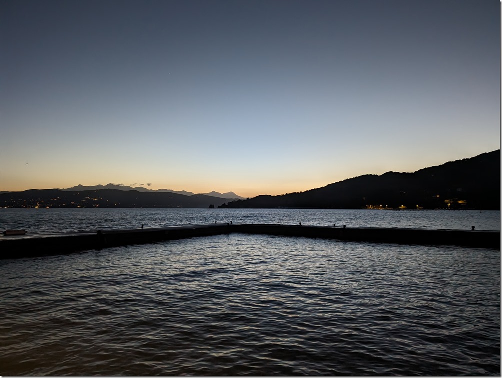 PXL_20231104_052353046.NIGHT