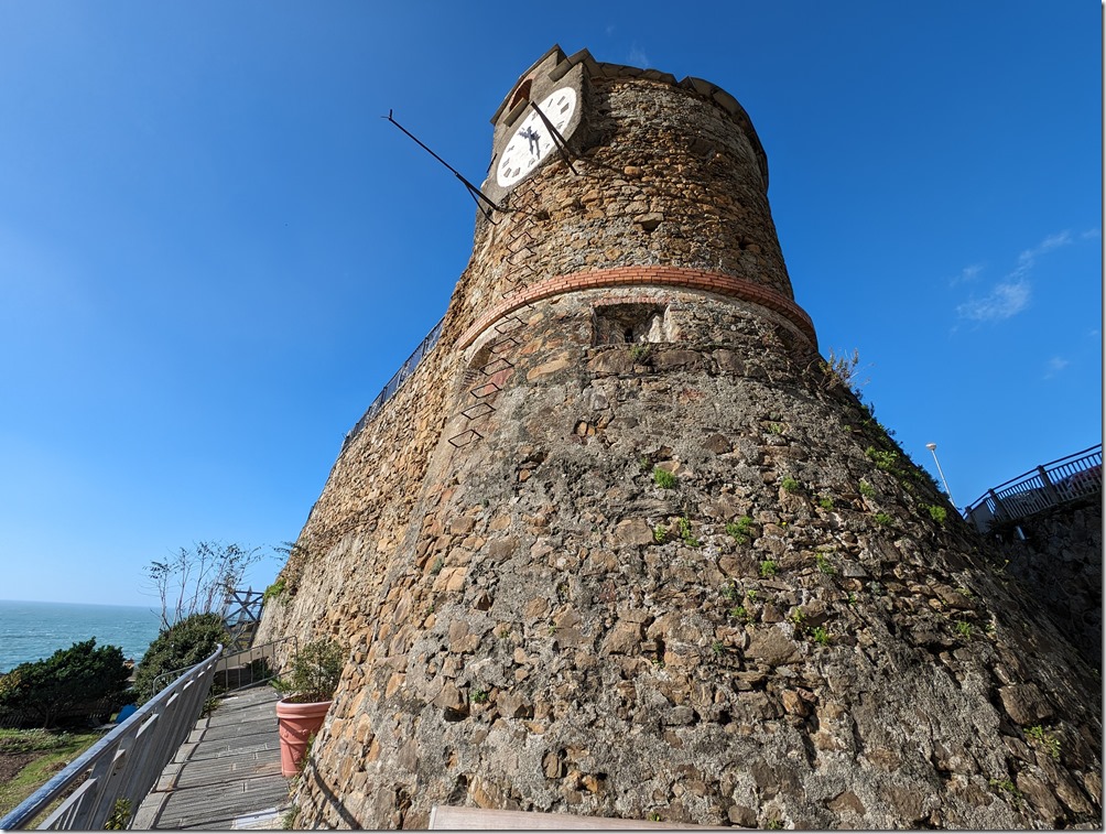 PXL_20231105_092332468