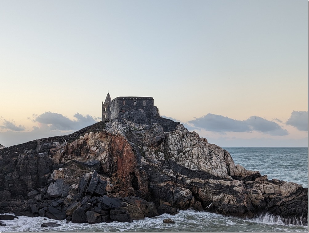 PXL_20231104_055936694