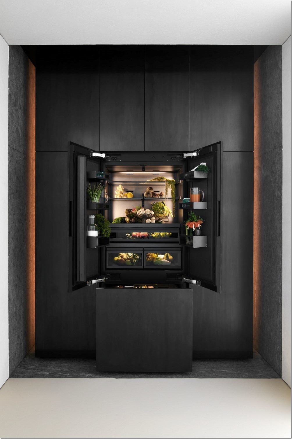 Gaggenau首款新世代冰箱 – RVY497190三門法式冰箱，揉合美學和性能，更打造細膩的互動設計，將冰箱推升至全新境界