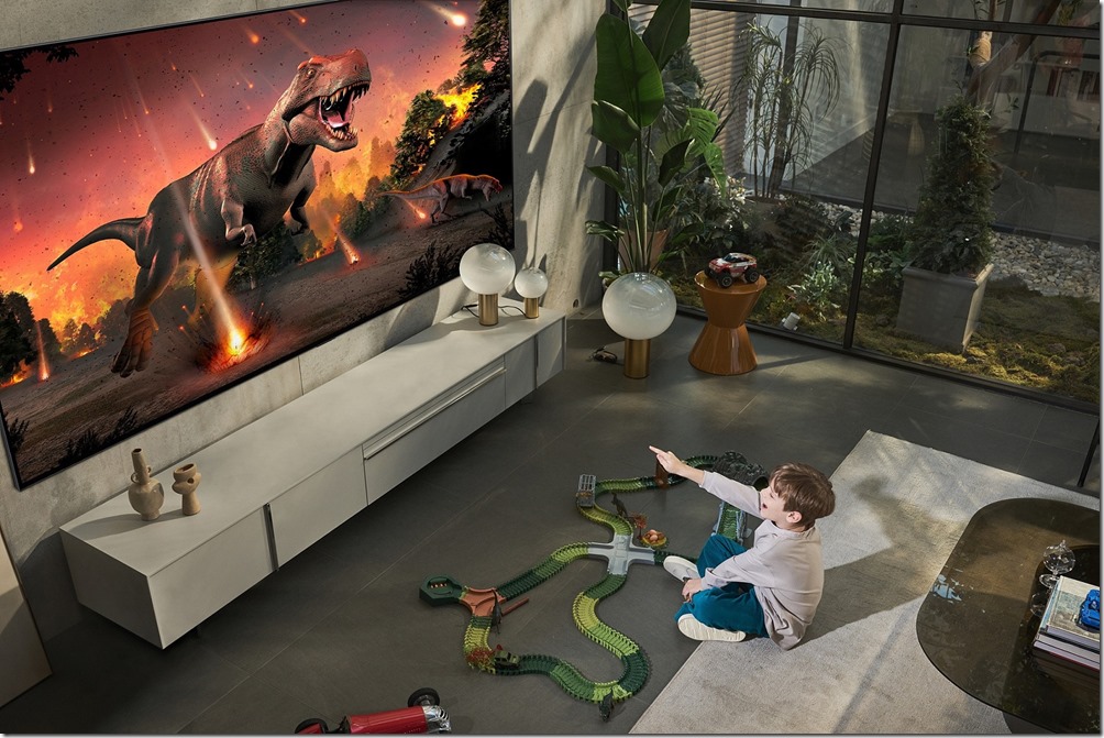 【新聞圖片6】LG G2 系列零間隙藝廊設計完美貼合壁面，營造如畫作般的視覺效果，透過沉浸式體驗帶來更震撼的視覺享受