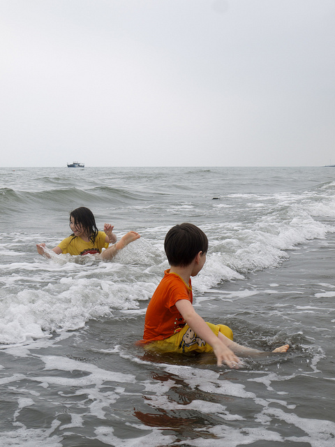 8969262823_c33e99cb2c_z