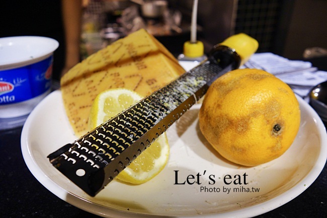 吃義燉飯 冰蹦拉