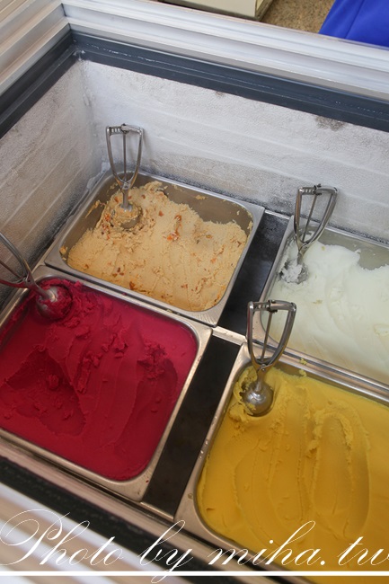 金山老街 焦糖地瓜冰淇淋 冰蹦拉