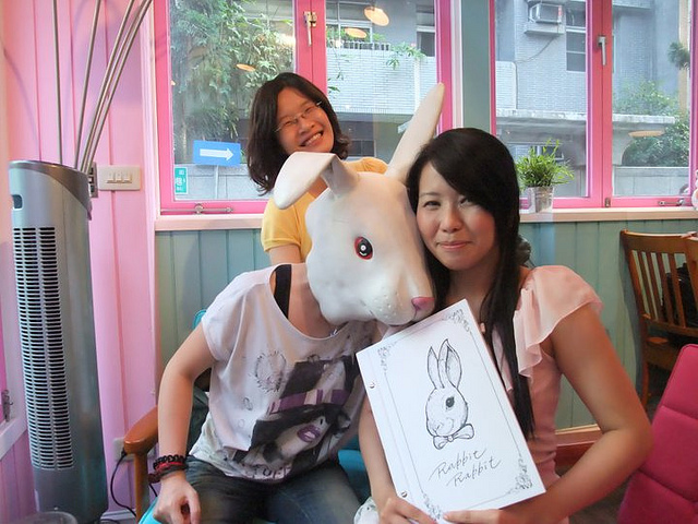 184084_1951021531363_2720528_n