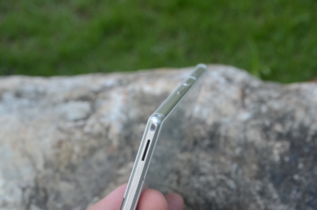 Sony-ZU_010 Sony-ZU_010