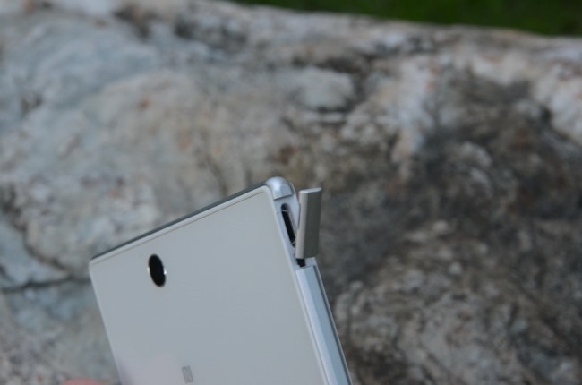 Sony-ZU_012 Sony-ZU_012