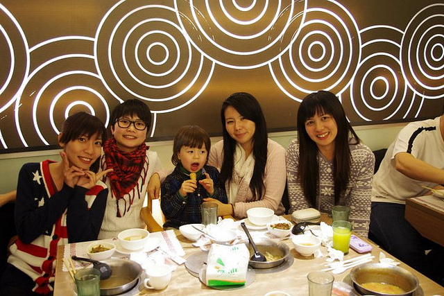 182643_192817110746713_3304532_n