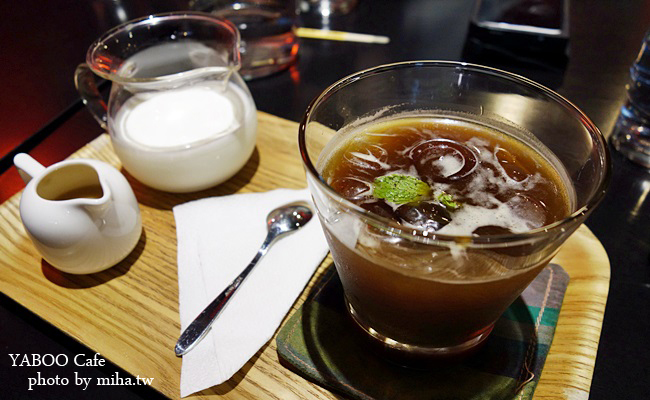 yaboo cafe 冰蹦拉