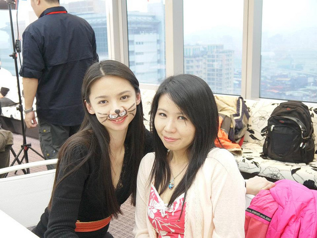 424189_2803059751786_347880399_n