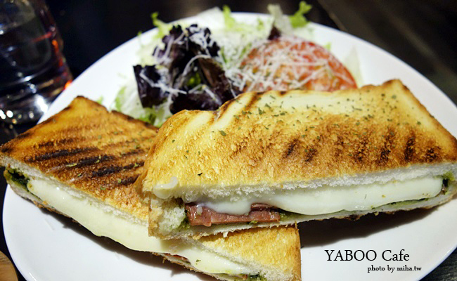 yaboo cafe 冰蹦拉