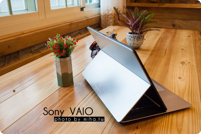 Sony VAIO Fit 15 A 冰蹦拉