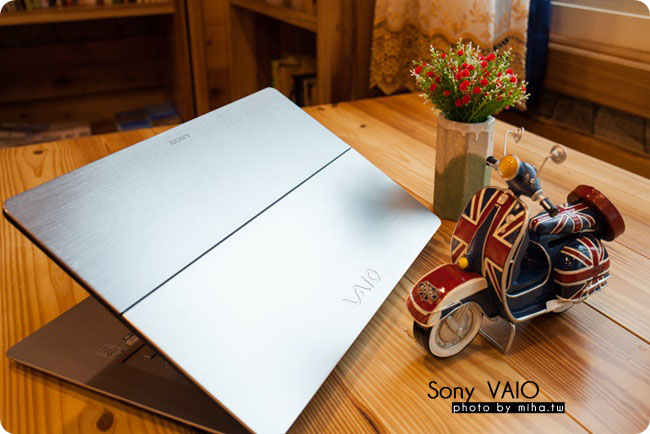 Sony VAIO Fit 15 A 冰蹦拉