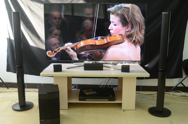 MCS636_037 MCS636_037