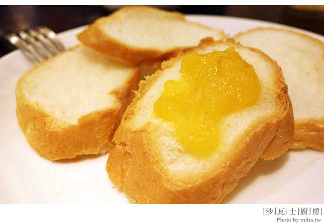 sawa's 冰蹦拉 淡江美食