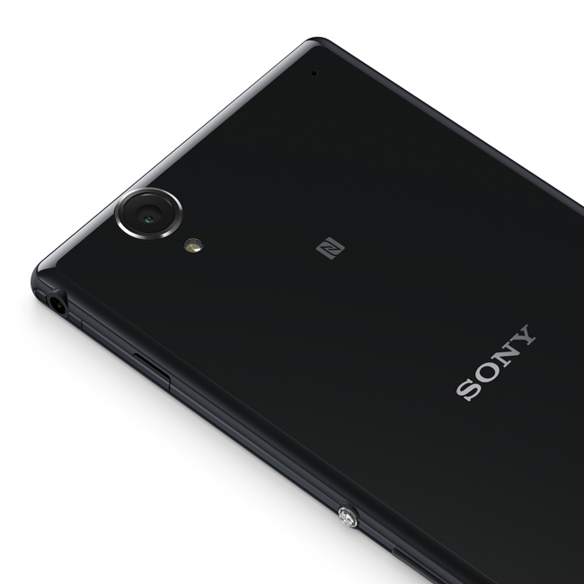 03_Xperia_T2 Ultra_Black_Camera