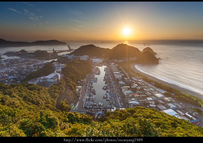 宜蘭 ▌美到爆炸宜蘭必去景點：南方澳觀景台，夜景日出一次滿足！