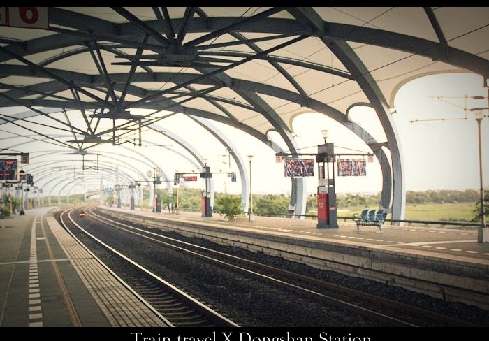 [火車環島]  冬山車站，宜蘭最美的瓜棚式車站