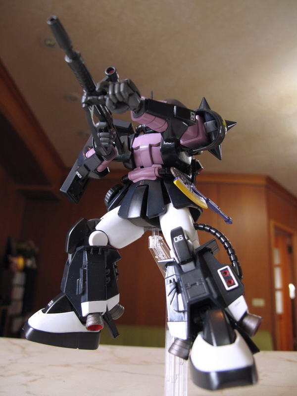 HGUC 黑色三連星專用 Zaku II R-1A