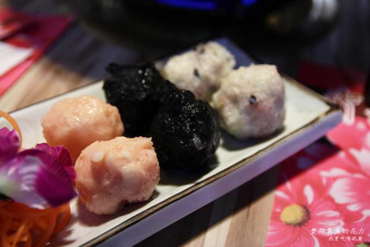 女兒紅麻辣火鍋10.JPG 女兒紅麻辣火鍋10.JPG