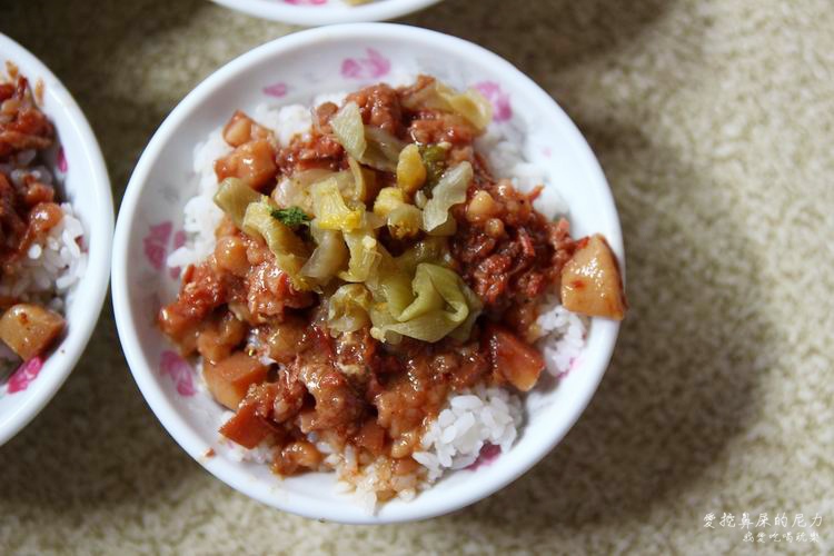 老施炭燒肉燥飯18.JPG