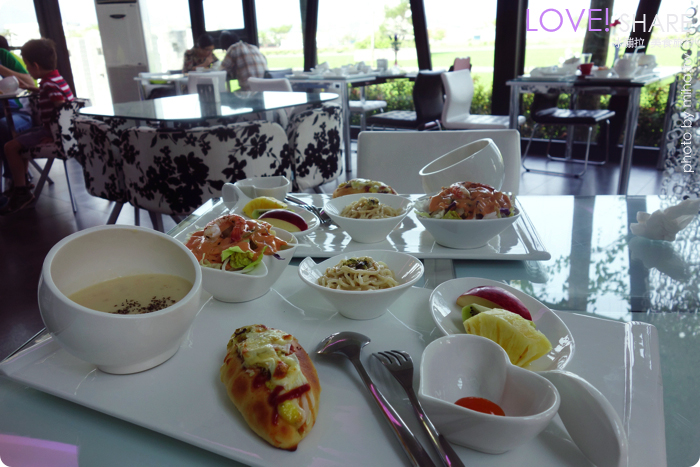 宜蘭民宿 水岸楓林