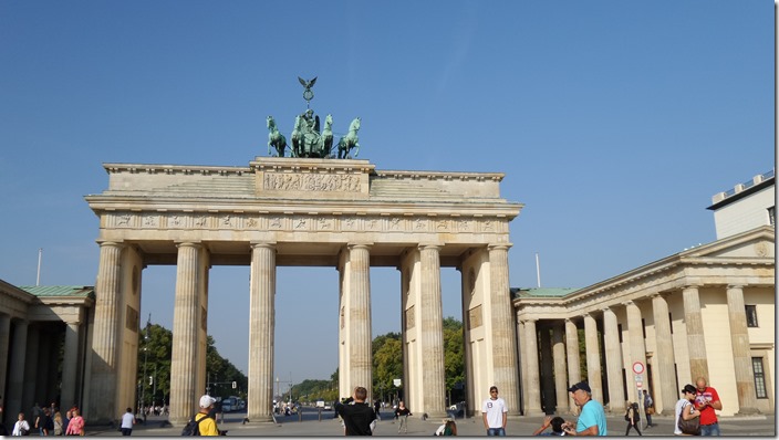 20140906_092646_Pariser Platz