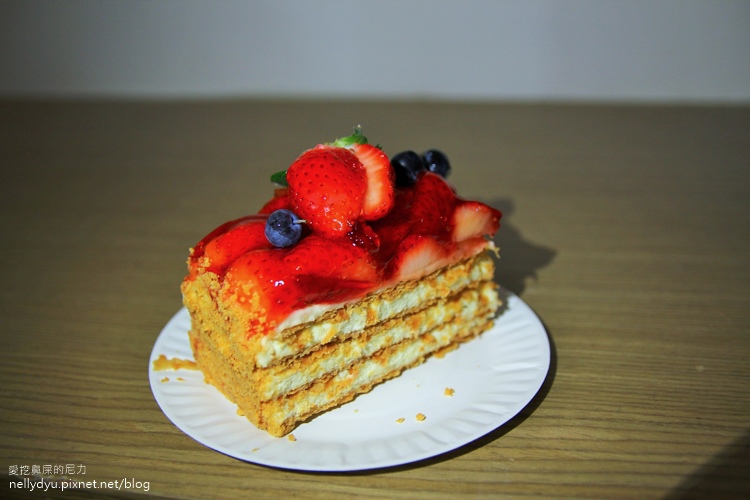 草莓千層派12.JPG 草莓千層派12.JPG