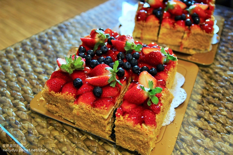 草莓千層派10.JPG 草莓千層派10.JPG