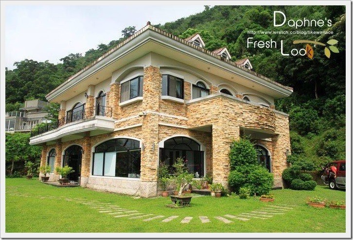 1367228478-1846219814