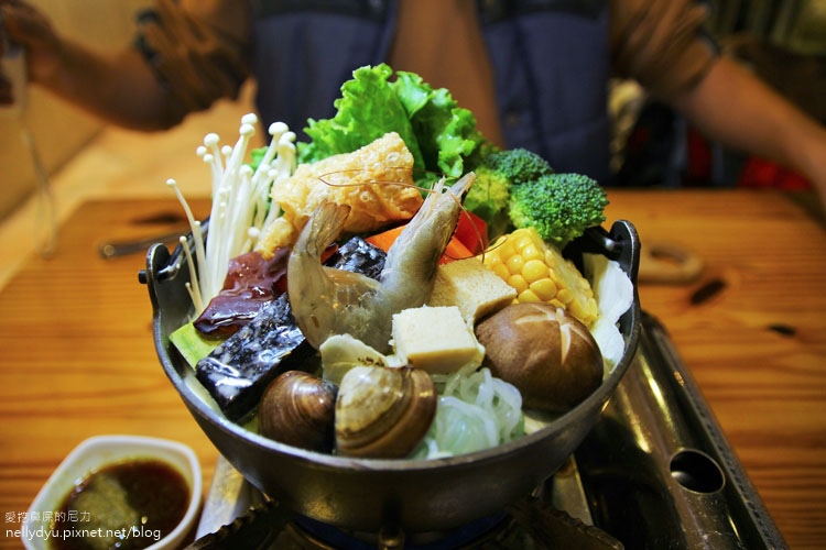 JOY TOWN 忠義堂10.JPG