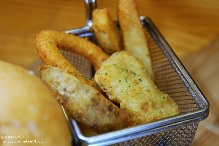 JOY TOWN 忠義堂17.JPG