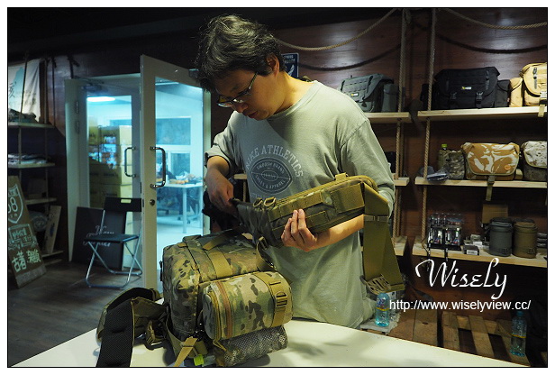 【買物】台北市。大安區:Unicode Professional Camera Bag Design Studio@純軍規攝影包H1N1F1~MOLLE模組化輕質承載裝備系統