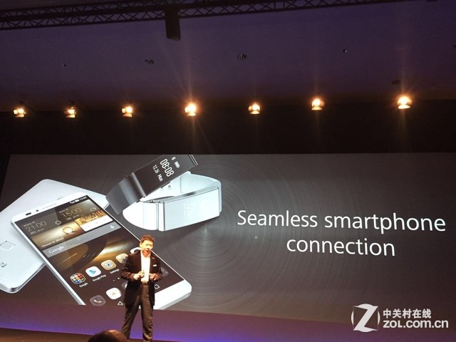 Cg-4y1TzDmuIdllmAAF1CuB6U6MAAV1FQInrzUAAXUi215