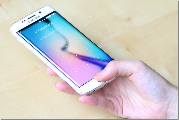 用戶可在三星新機選擇使用CM Locker或指紋解鎖