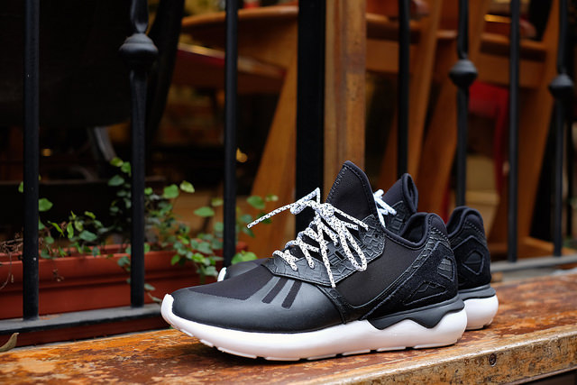 adidas Tubular