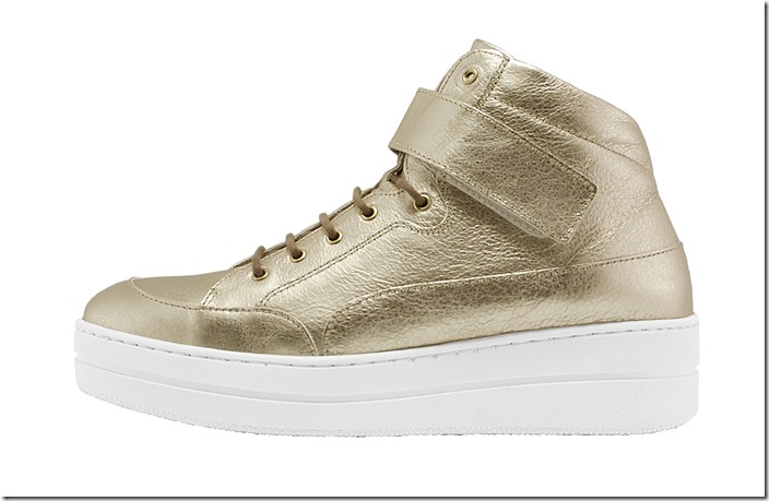 【TRAVEL FOX SELECT系列 光澤金屬鞋】TRAVEL FOX SELECT系列 (金)_原價：NTD 5,500元 (女)