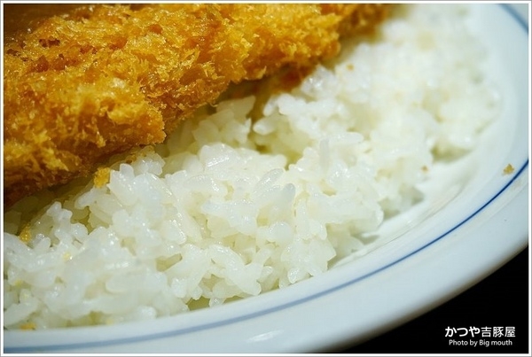 吉豚屋：【台北】かつや吉豚屋‧日本超過300家超人氣豬排店來台!