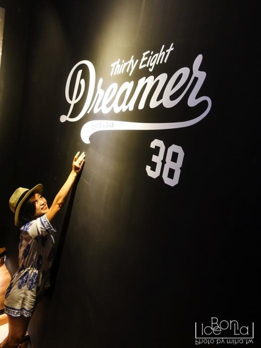 dreamer38,夢想38號,台北咖啡廳,運動酒吧,辦活動餐廳,投影機餐廳