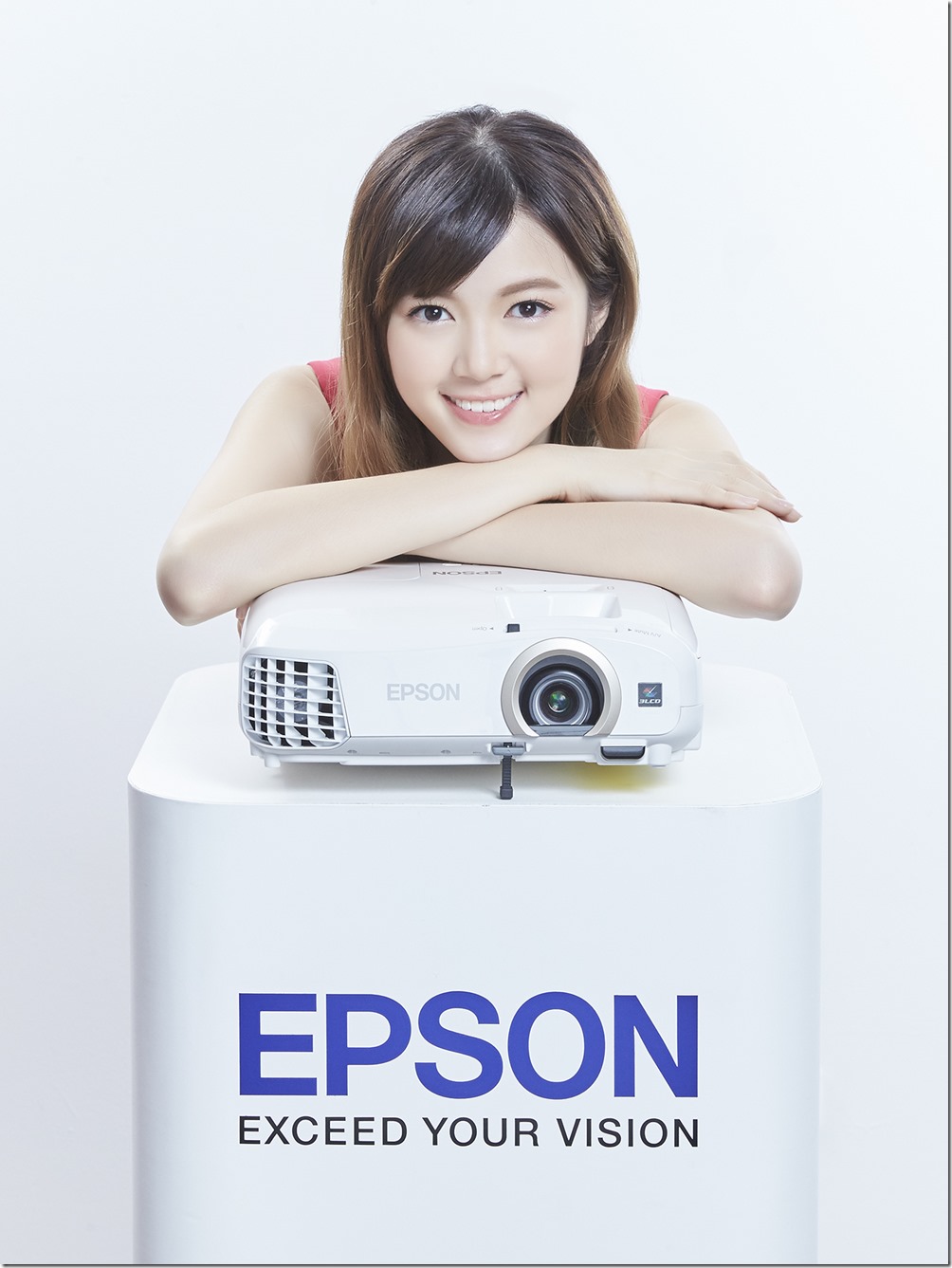 新聞照片4：Epson新一代家庭娛樂幸福機 EH-TW5300免動裝潢輕鬆外接藍牙喇叭，內建2D片源轉3D功能，劇院畫質讓你隨享歡樂。